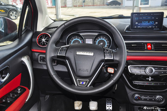 2016款哈弗H1 1.5L手动豪华型蓝标改款 爵仕红