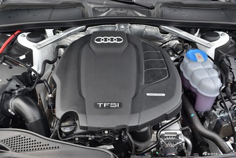 2017款奥迪A4L 2.0T自动40TFSI风尚型