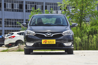 2016款海马M3 1.5L手动智能舒适型