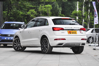 2016款众泰SR7 1.5T自动魔方之心版