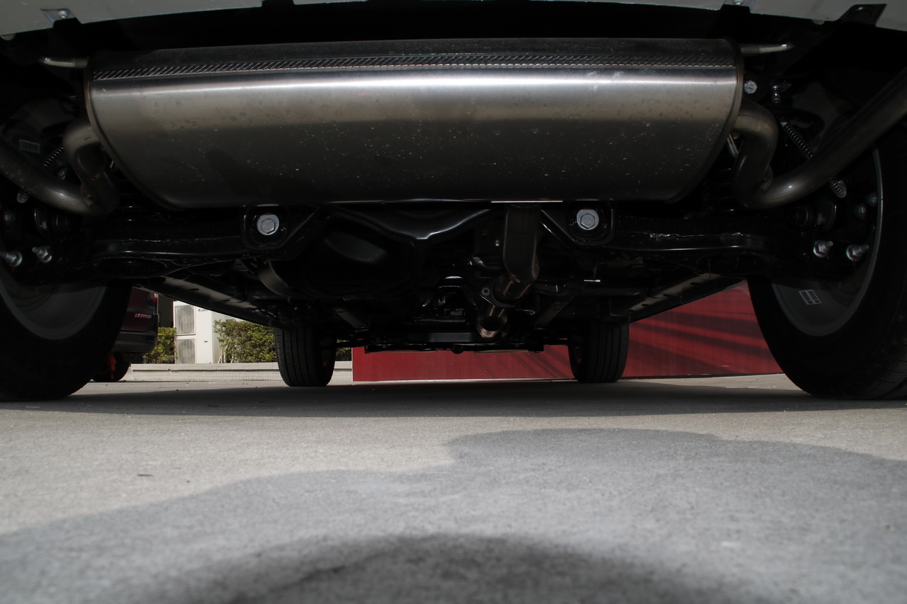 2016款汉腾X7 1.5T手动豪华型