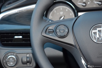 2017款昂科威2.0T自动四驱领先型28T