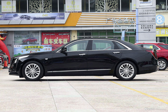 2017款CT6 2.0T自动28T豪华型