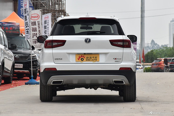 2017款长安CS55 1.5T自动炫色型