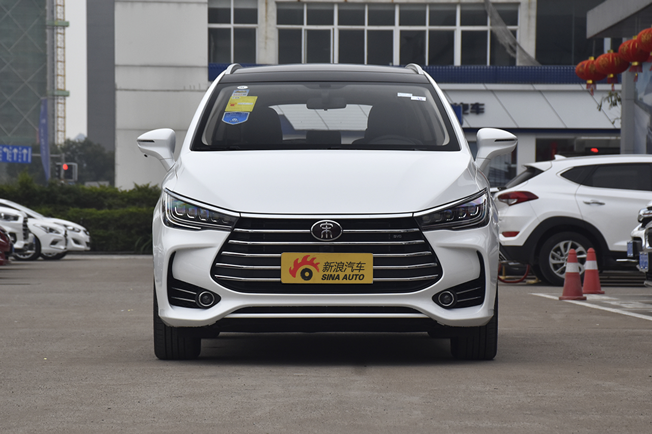 2017款比亚迪宋MAX 1.5T自动互联精英型