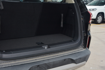 2017上汽大通D90 2.0T自动两驱水星