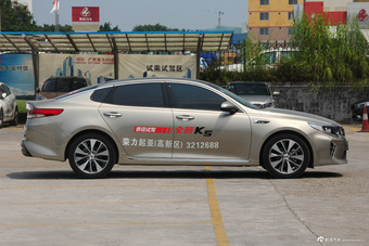 2016款起亚K5 1.6T自动PREMIUM