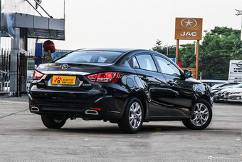 2015款经典福美来1.6L手动精英版