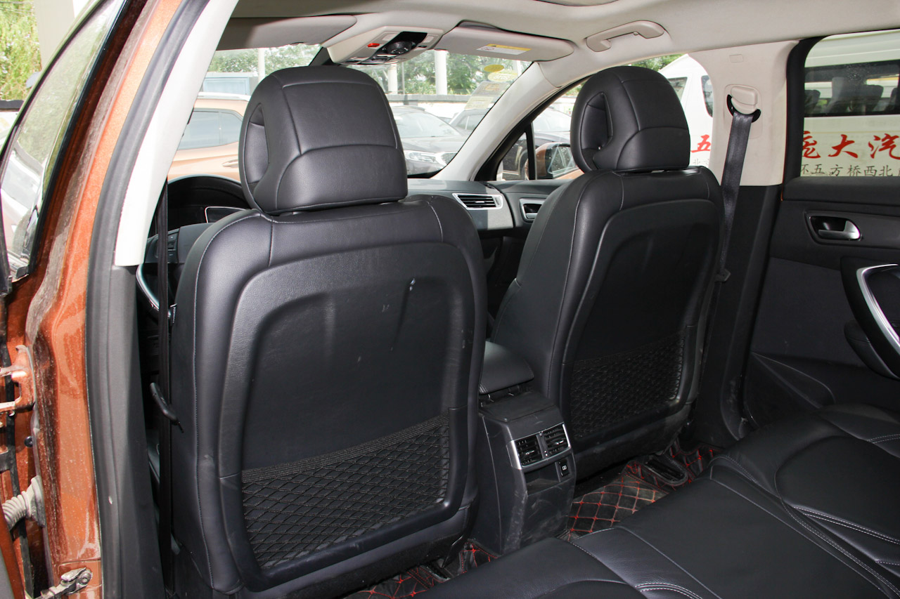 2014款DS 6 1.6T豪华版THP200