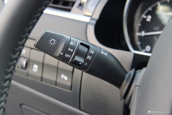 2015款众泰T600 2.0T自动豪华型 魅影黑