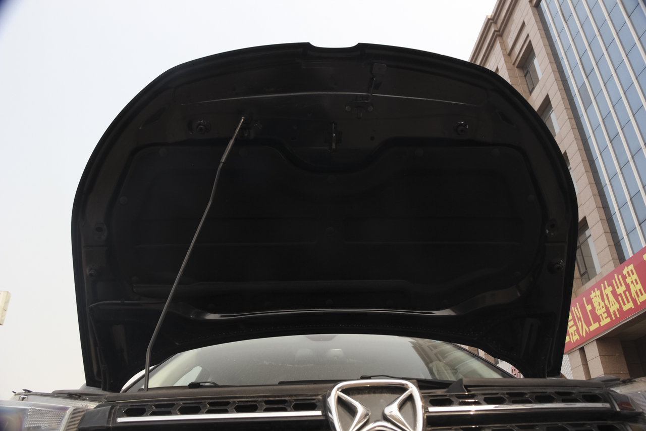 2016款驭胜S330 1.5T手动两驱时尚版