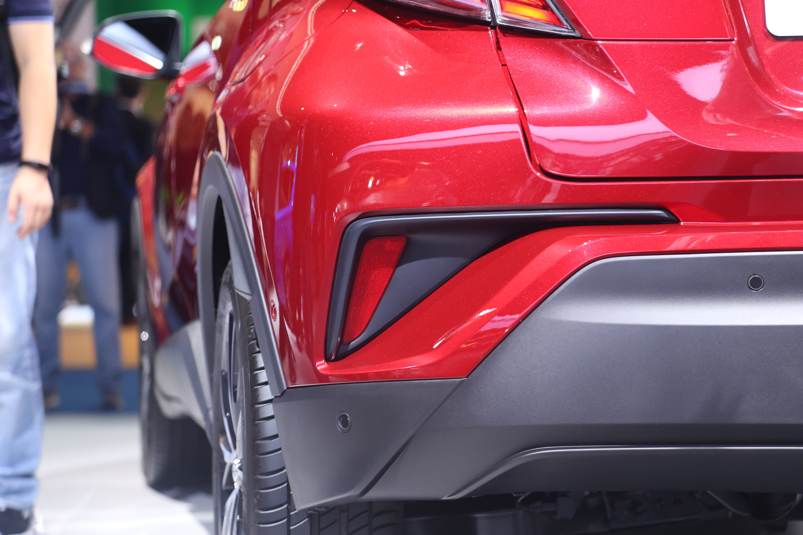 法兰克福车展 丰田C-HR亮相 造型很讨喜