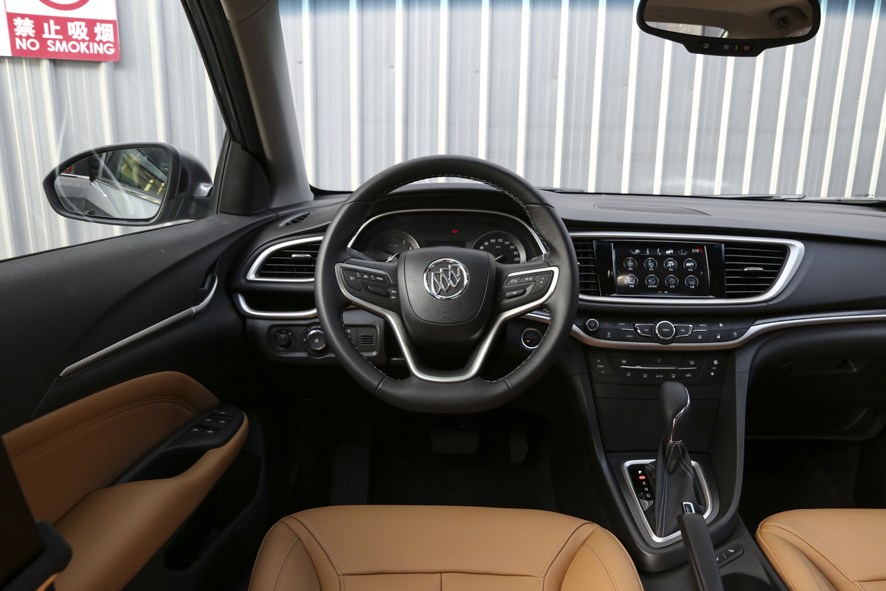 2018款英朗1.3T自动旗舰型18T 