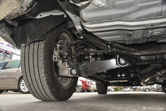 2018款东风风神AX7 1.6T自动尊贵型