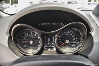 2017款海马S5强动力版1.5T自动尊贵型