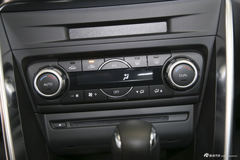 2018款马自达CX-4 2.0L自动两驱蓝天品位版