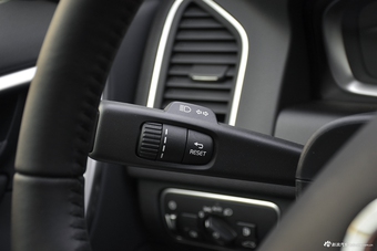 2017款沃尔沃XC60 2.0T自动T5智进升级版