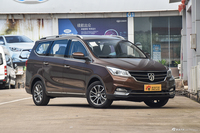 2017款宝骏730 1.5T自动风尚型7座