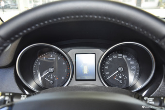 2015款哈弗H6 Coupe 2.0T自动两驱精英型