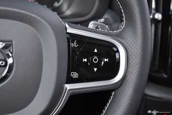 2018款沃尔沃XC60新能源2.0T自动T8 E驱混动智尊豪华版