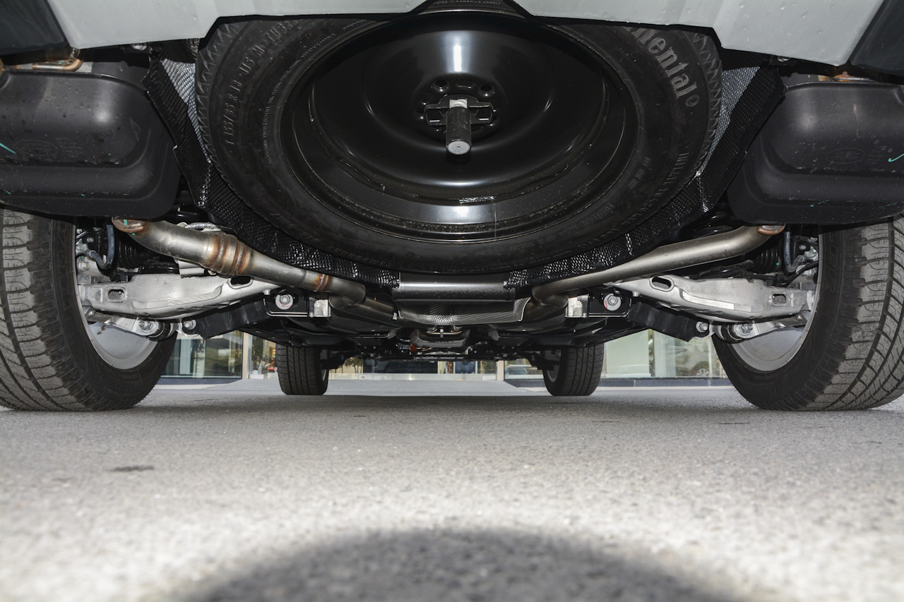 2018款发现神行2.0T自动HSE