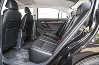 2015款众泰Z500 1.5T 手动尊贵型