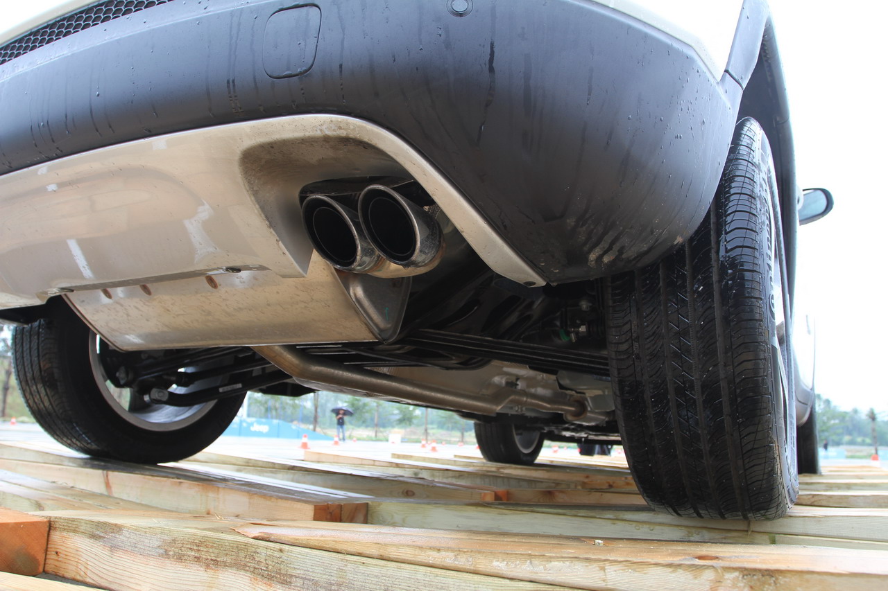 2017款指南者1.4T自动 200T臻享版