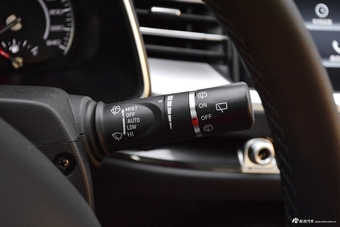 2017款哈弗H6 换代 红标 1.5T 自动两驱智尚型