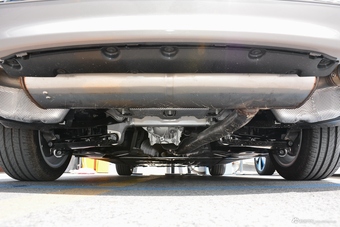 2018款宝马5系改款2.0T自动530Li领先型豪华套装