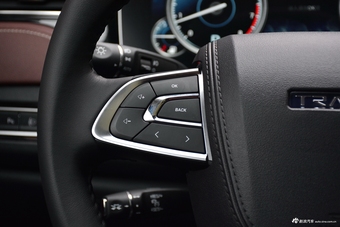 2018款君马S70 1.5T自动旗舰运动型