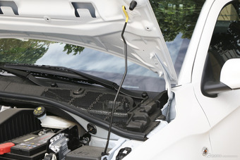 2018款全新爱丽舍1.6L自动时尚型