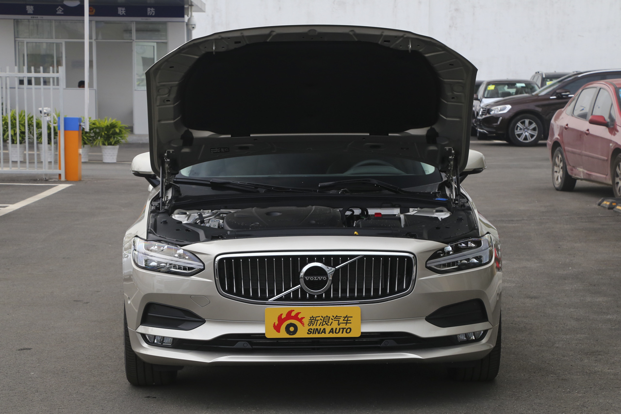 2018款沃尔沃S90  2.0T自动T4智远版图片