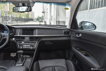 2016款起亚K5 1.6T自动LUXURY