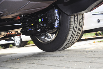 2016款雪铁龙C4L 1.6T自动精英型