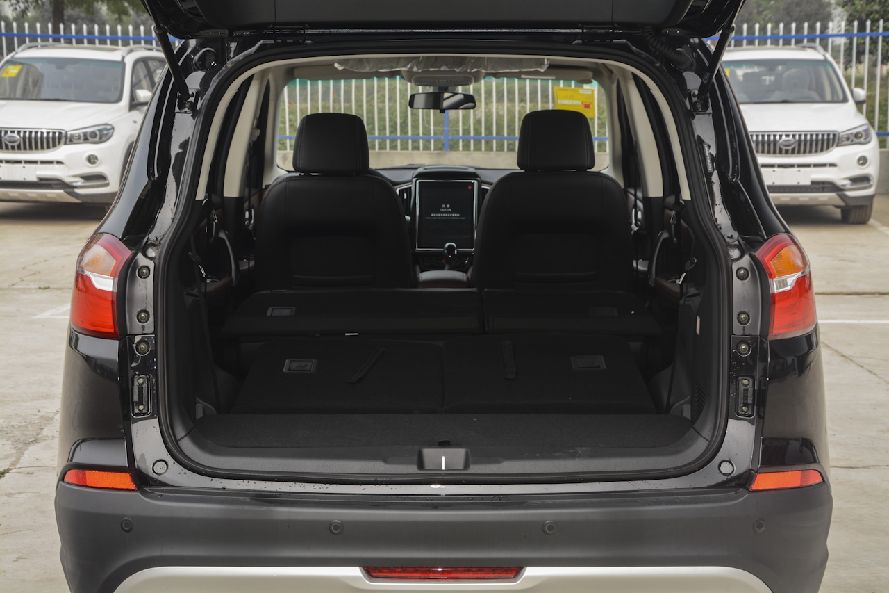 2017款斯威X7 1.5T自动智享型