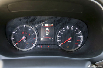 2016款传祺GA8 2.0T自动豪华版320T