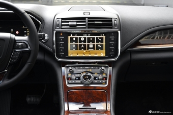 2017款林肯大陆2.0T自动两驱尊耀版