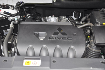 2016款欧蓝德2.4L自动四驱尊贵版7座