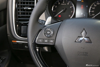 2016款欧蓝德2.4L自动四驱尊贵版7座