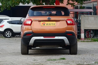 2016款中华V3 1.5T自动旗舰型 炫舞橙