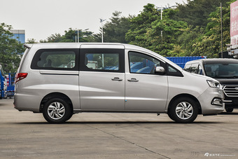 2017款瑞风M4 1.9T手动豪华型柴油