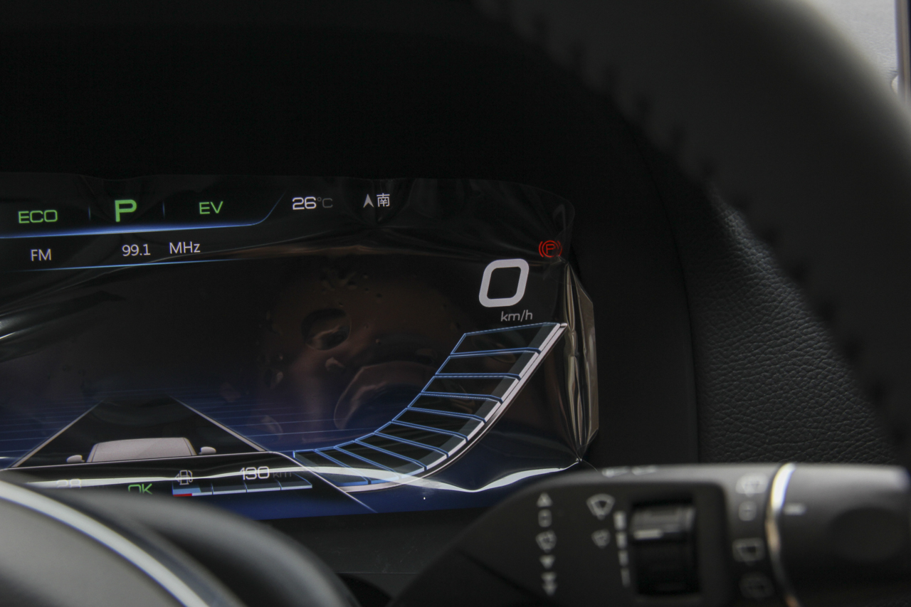 2018款比亚迪唐新能源2.0T全时四驱智联创享型7座