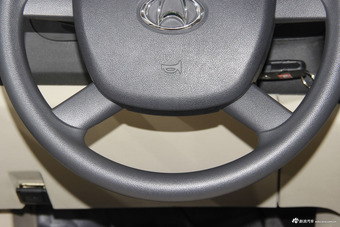 2016款神骐F30 1.5L手动舒适版长轴