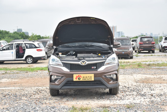 2017款幻速H3 1.5L手动舒适天窗版