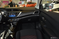 2019款LANNIA蓝鸟1.6L自动智联智酷版国V