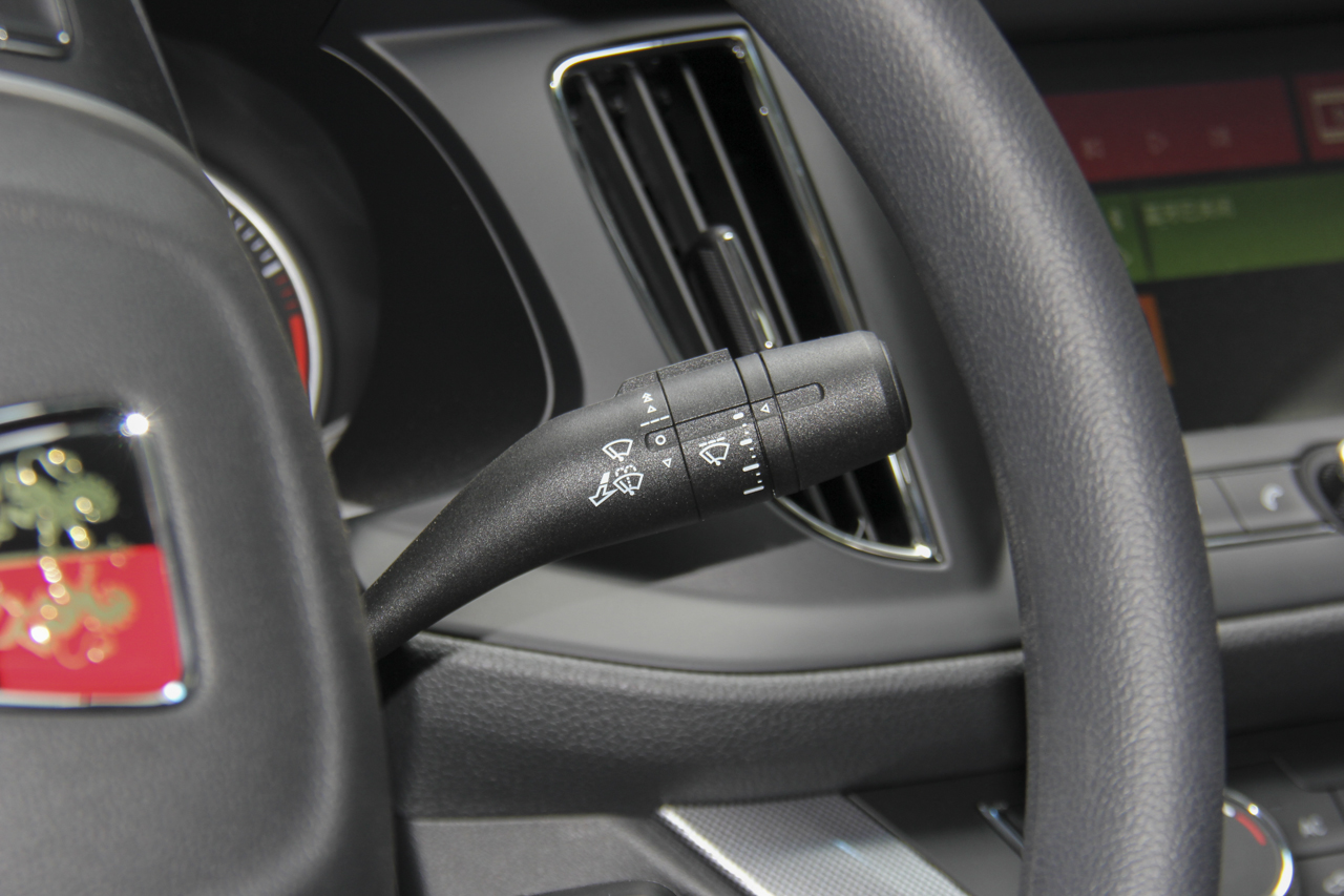 2018款荣威360 PLUS 1.5L手动豪华版