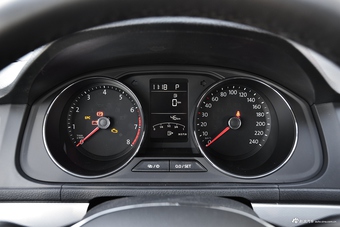 2017款朗行1.4T自动舒适版230TSI DSG