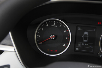 2018款宝骏530 1.5T DCT旗舰型