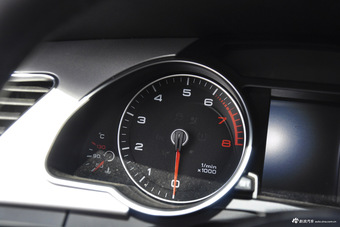 2016款改款奥迪A5 2.0T自动Coupe45TFSI舒适型