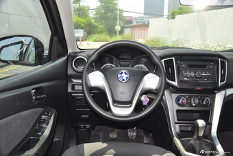2015款启辰T70 1.6L手动睿行版